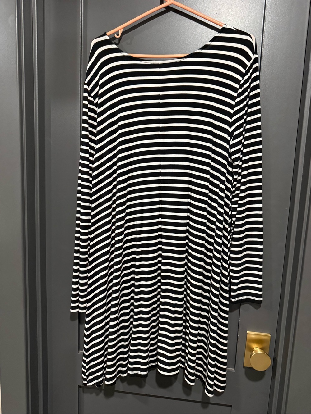 Old Navy Black and White Striped Long Sleeve Swing Dress - Picture 3 of 4